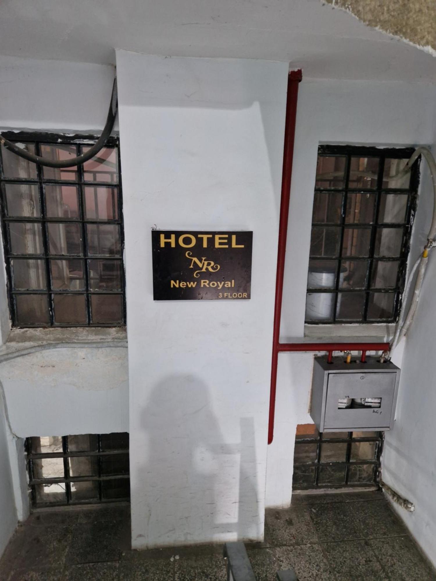 Hotel New Royal Tbiliszi Kültér fotó